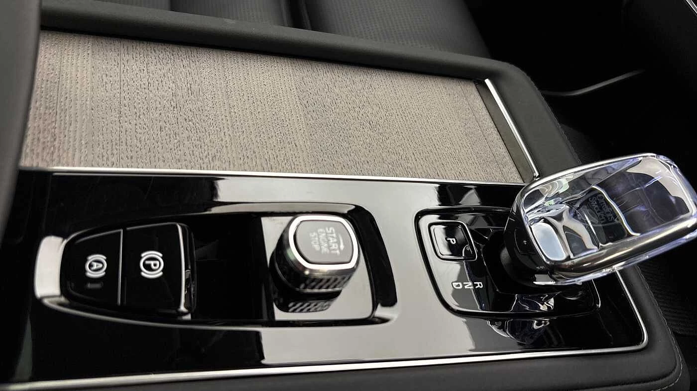 Volvo-XC90-image-31