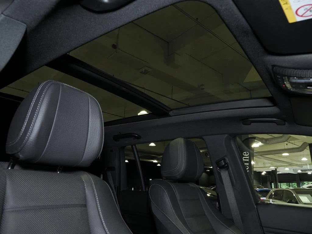 Mercedes-Benz-GLS 450-image-15