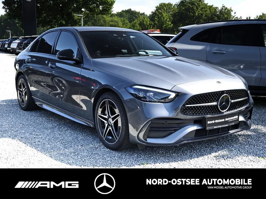 Mercedes-Benz C-Klasse 300 AMG AHK MBUX LED SHZ KEYLESS-GO AMG Line