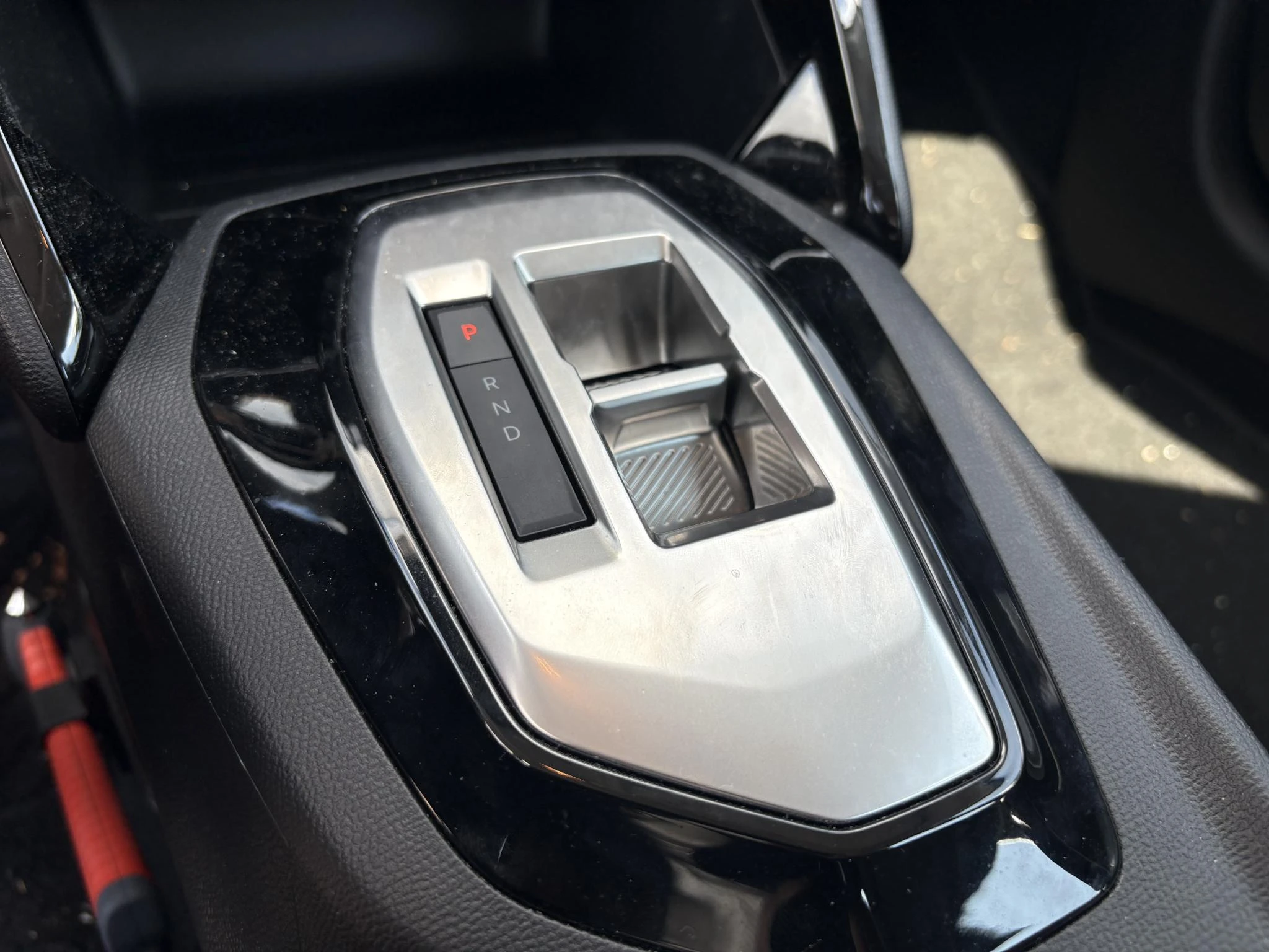 Peugeot-208-image-13