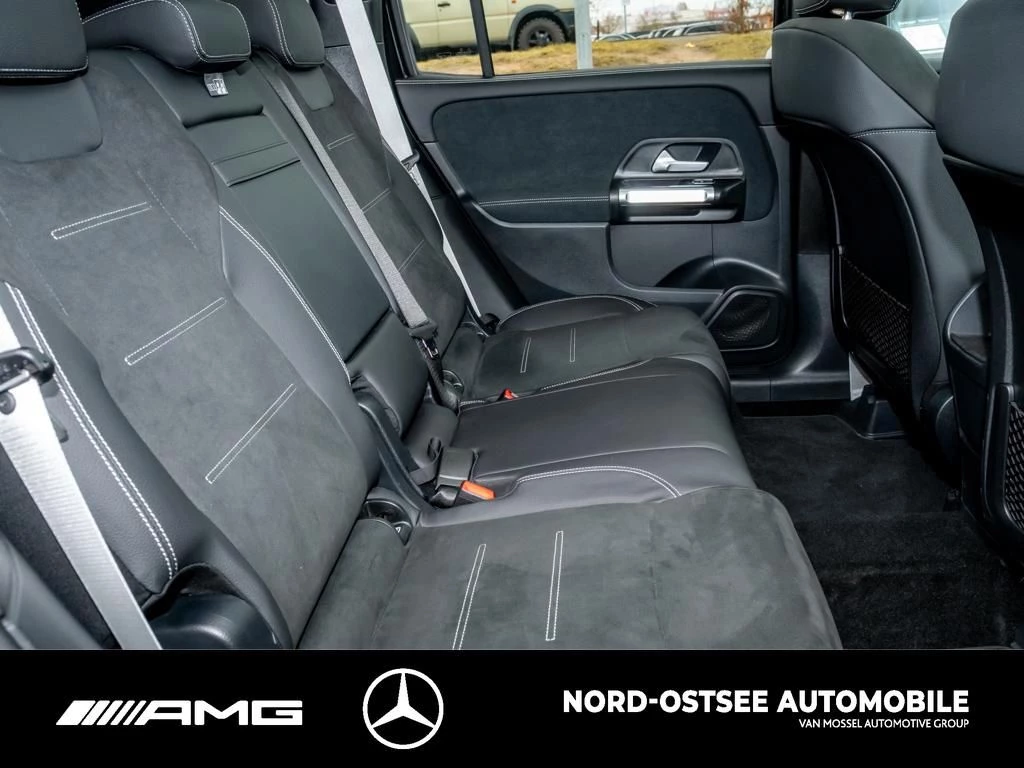 Mercedes-Benz GLB 200 d AMG LINE AHK PDC NIGHT PANO MULTIBEAM AMG LineX247 GLB 200 d AMG LINE AHK PDC NIGHT PANO MULTIBEAM AMG Line