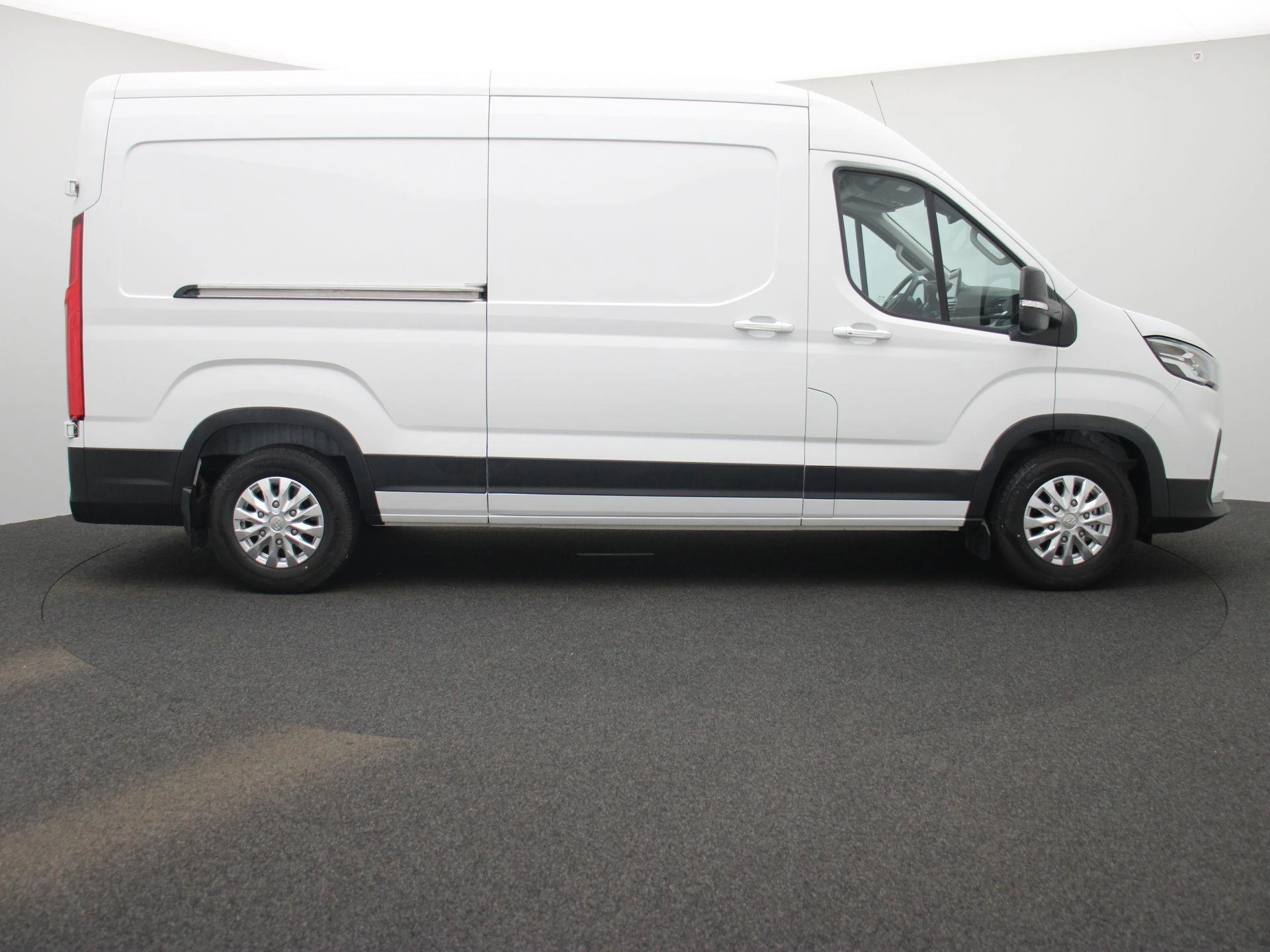 Maxus eDeliver9 L3H2 Business DEAL 89 kWh
