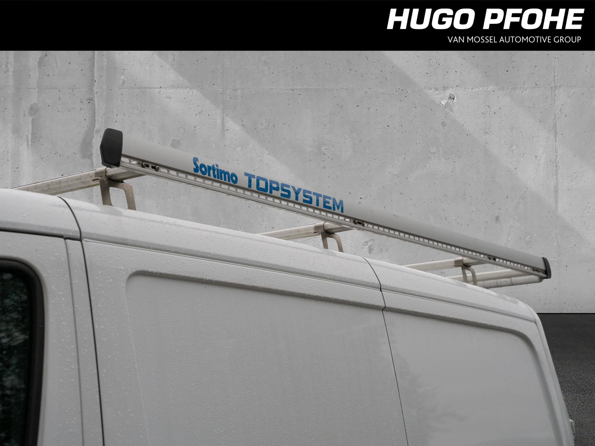 Mercedes-Benz-Sprinter-image-18