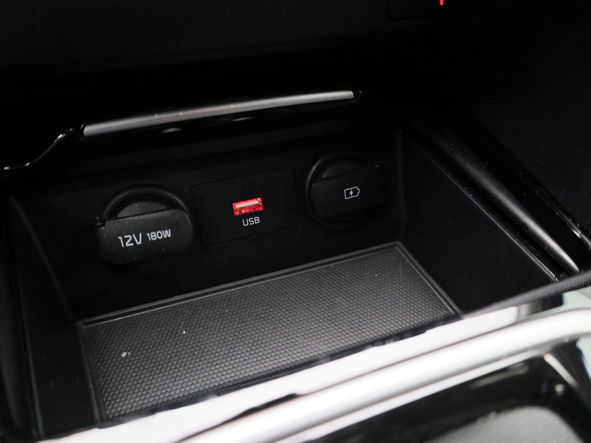 Kia-Ceed Sportswagon-image-23