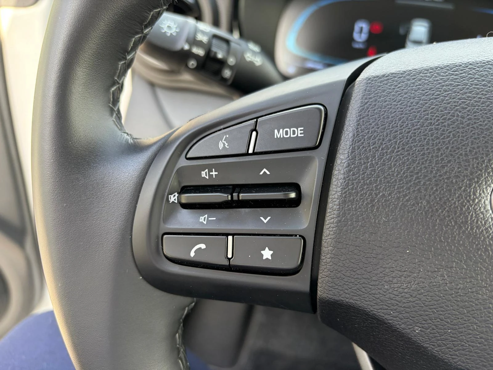 Hyundai-i10-image-10