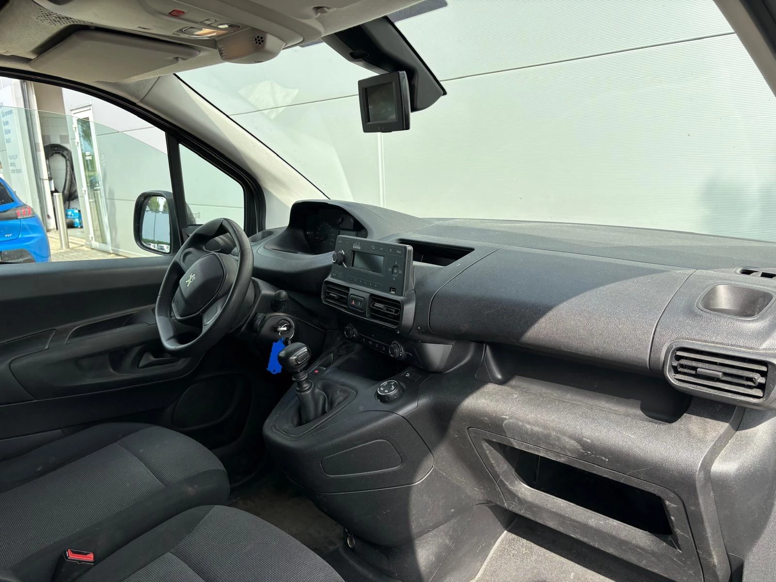 Peugeot-Partner-image-13