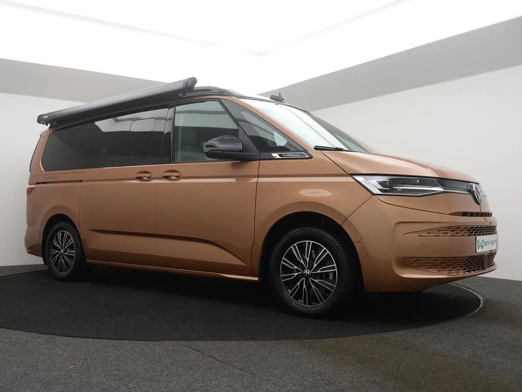Volkswagen-Multivan-image-31