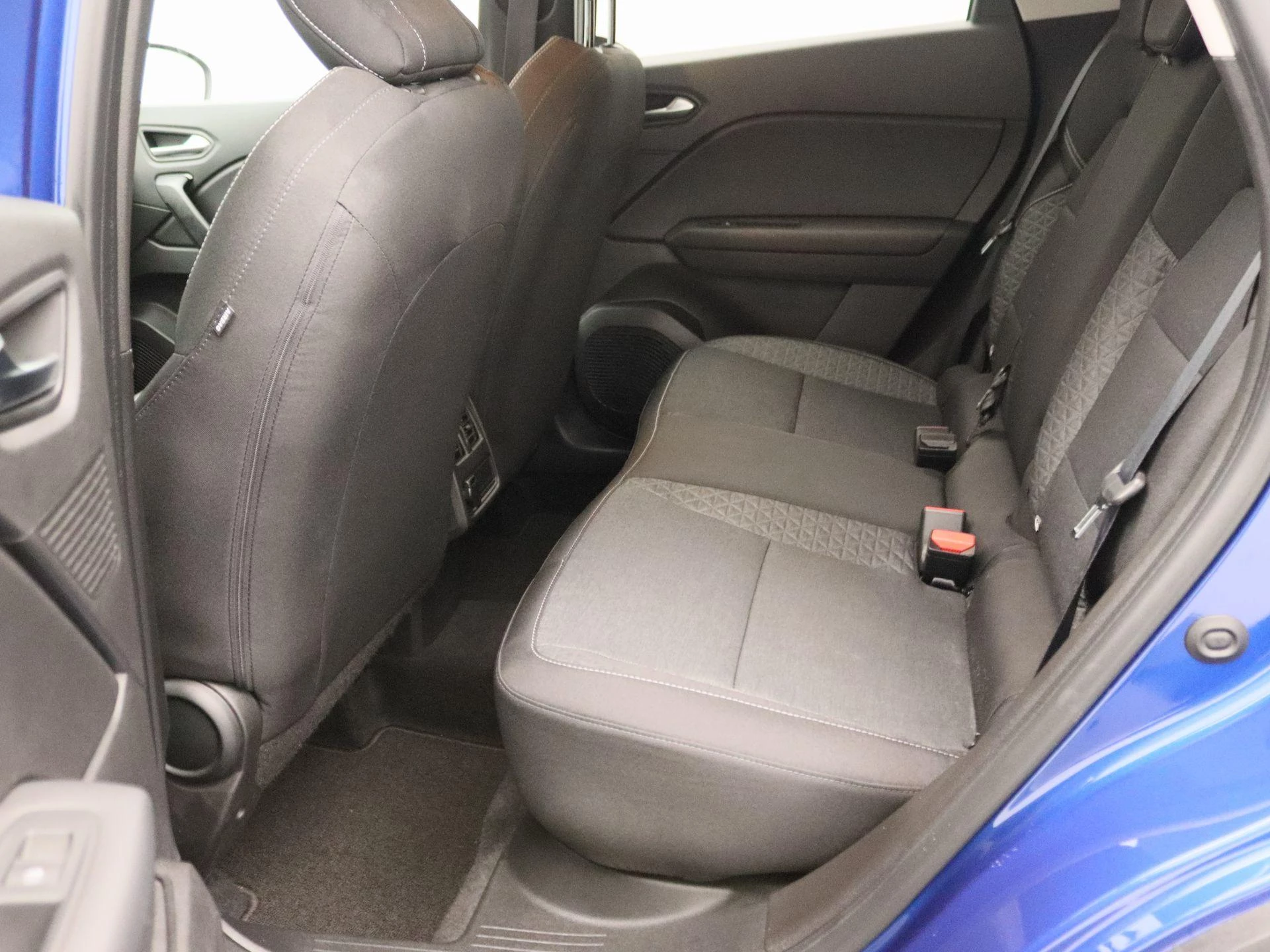 Renault-Captur-image-14