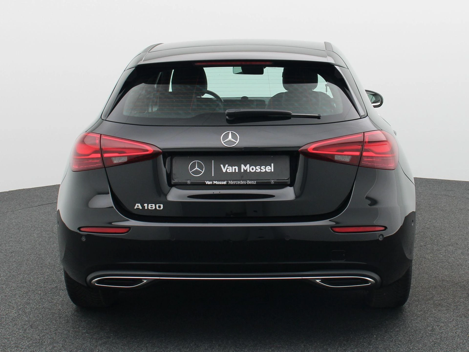 Mercedes-Benz-A-Klasse-image-4