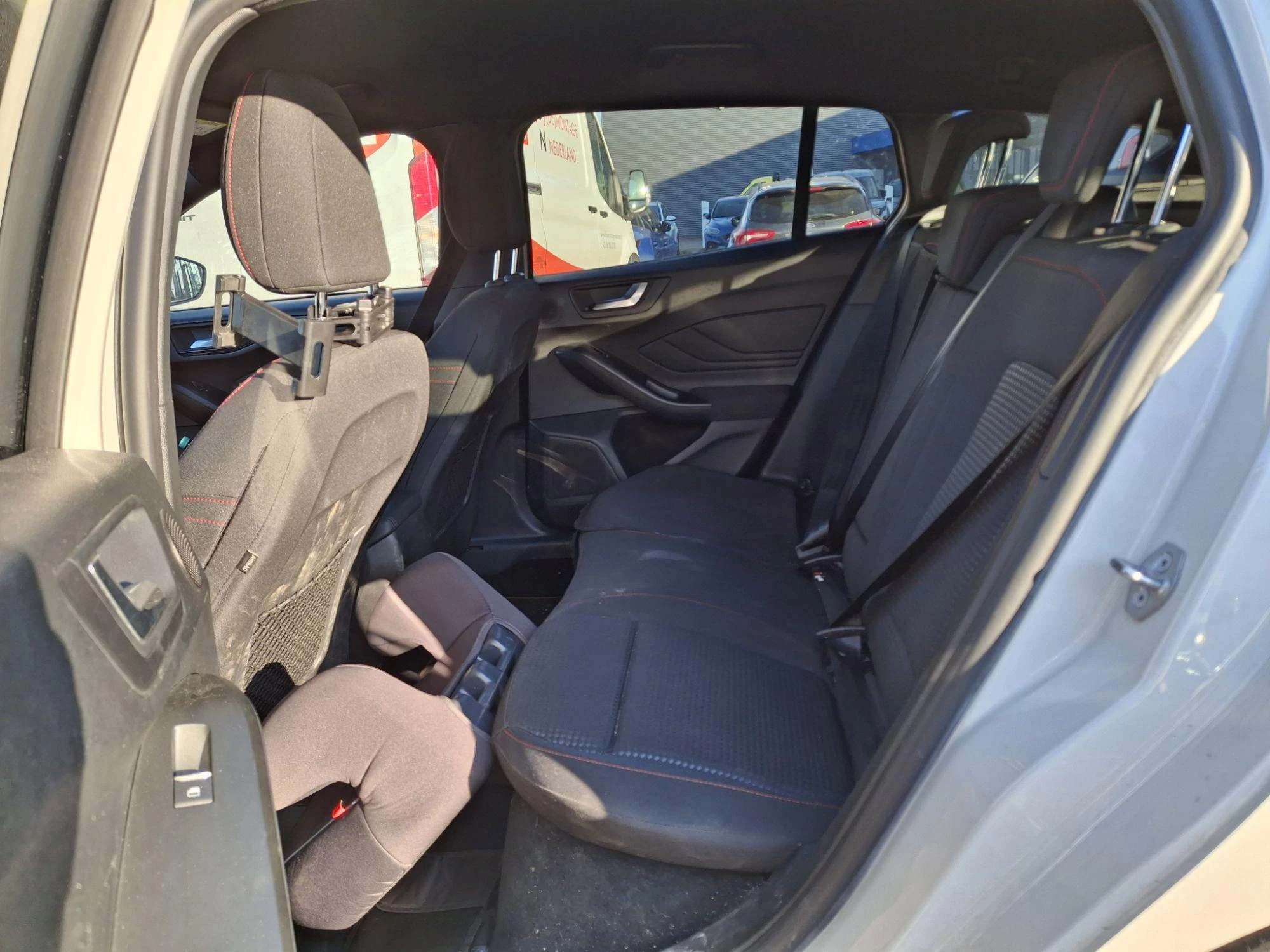Ford Focus Wagon 1.0 EcoBoost Hybrid ST Line X Business