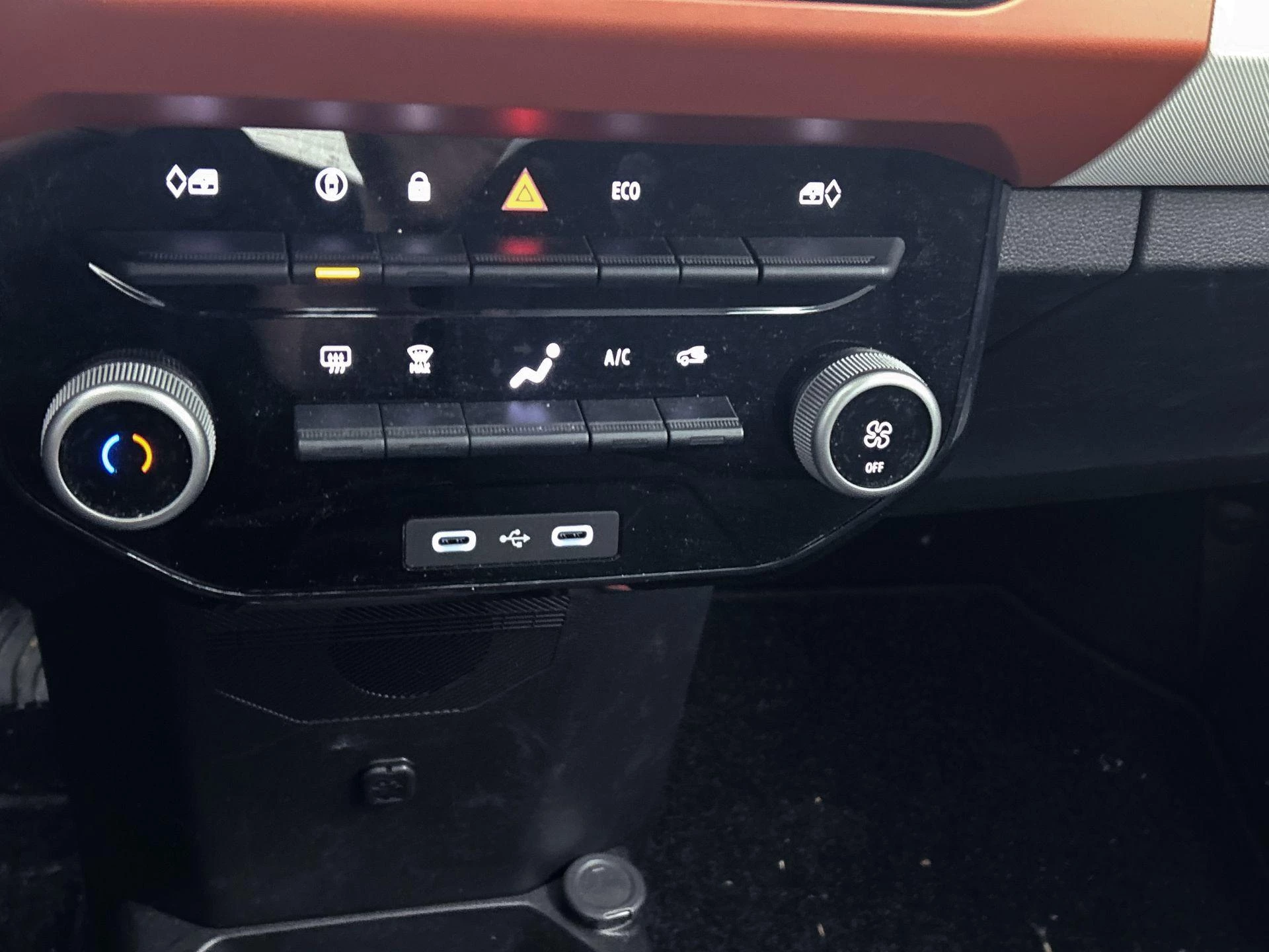 Dacia-Spring-image-17