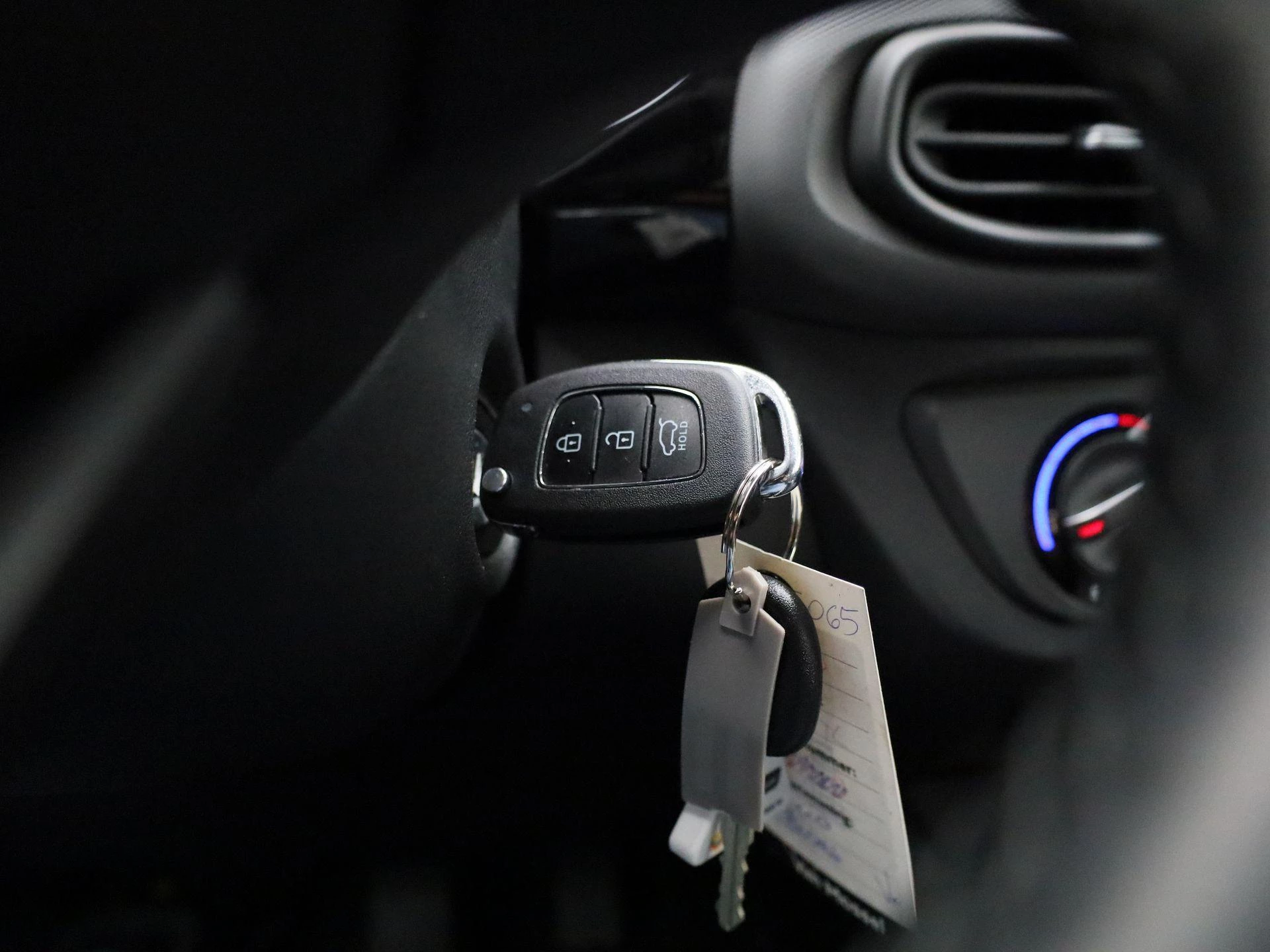 Hyundai-i10-image-19