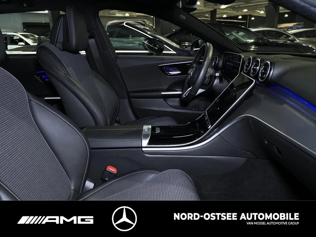 Mercedes-Benz C-Klasse 300 T AVANTGARDE KAMERA PANO TEMPO SITZHZG HUD AVANTGARDE