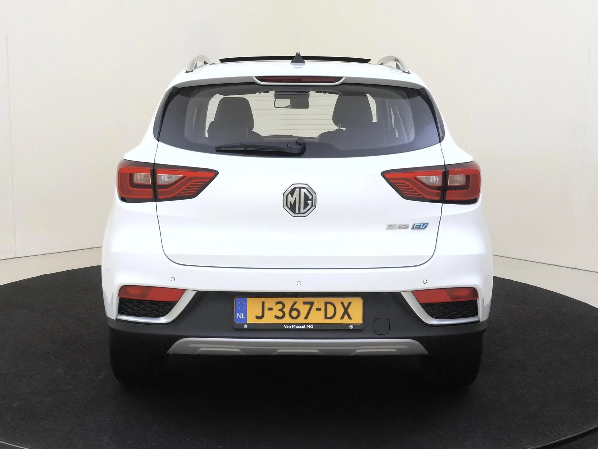 MG-ZS EV-image-5