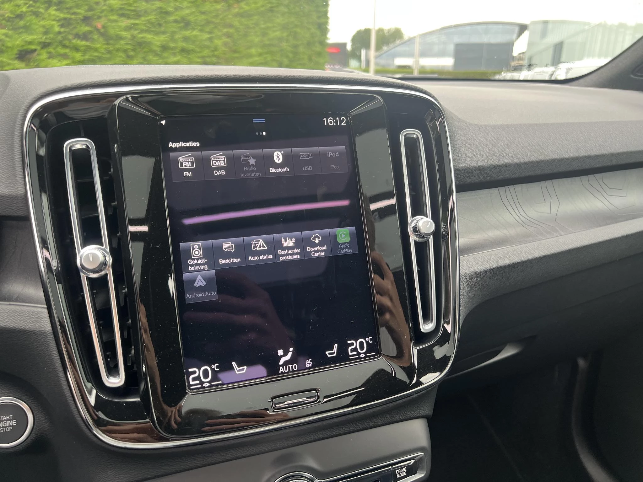 Volvo XC40 T5 Recharge Inscription Panodak Aut.