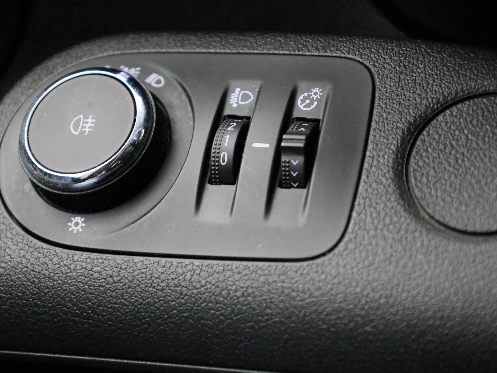 Opel-Combo-image-18