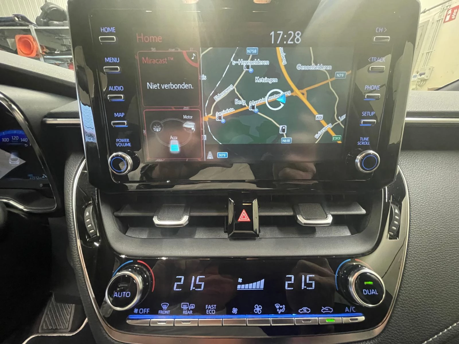 Toyota Corolla 1.8 Hybrid Style e-CVT