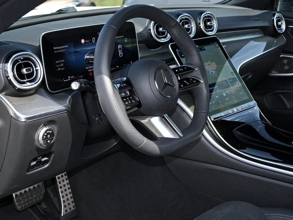 Mercedes-Benz-CLE 200-image-8