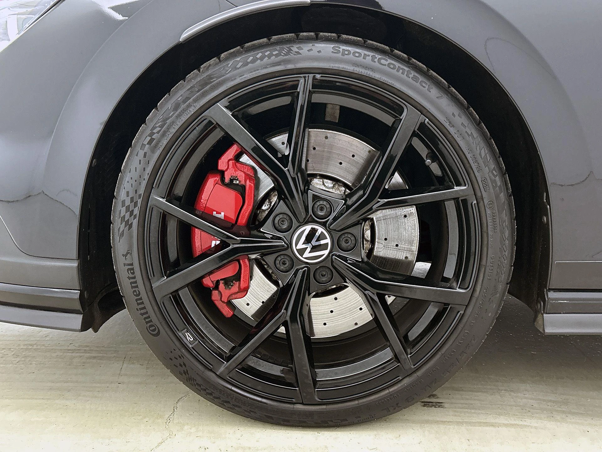 Volkswagen-Golf-image-48