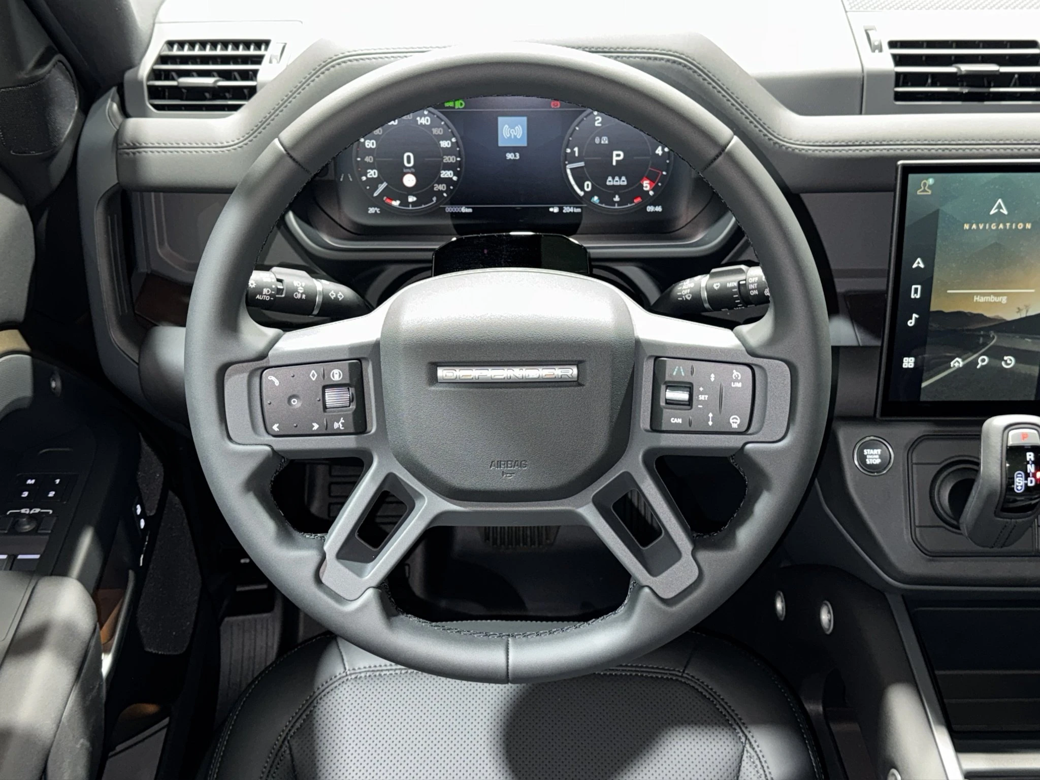 Land Rover-Defender-image-9