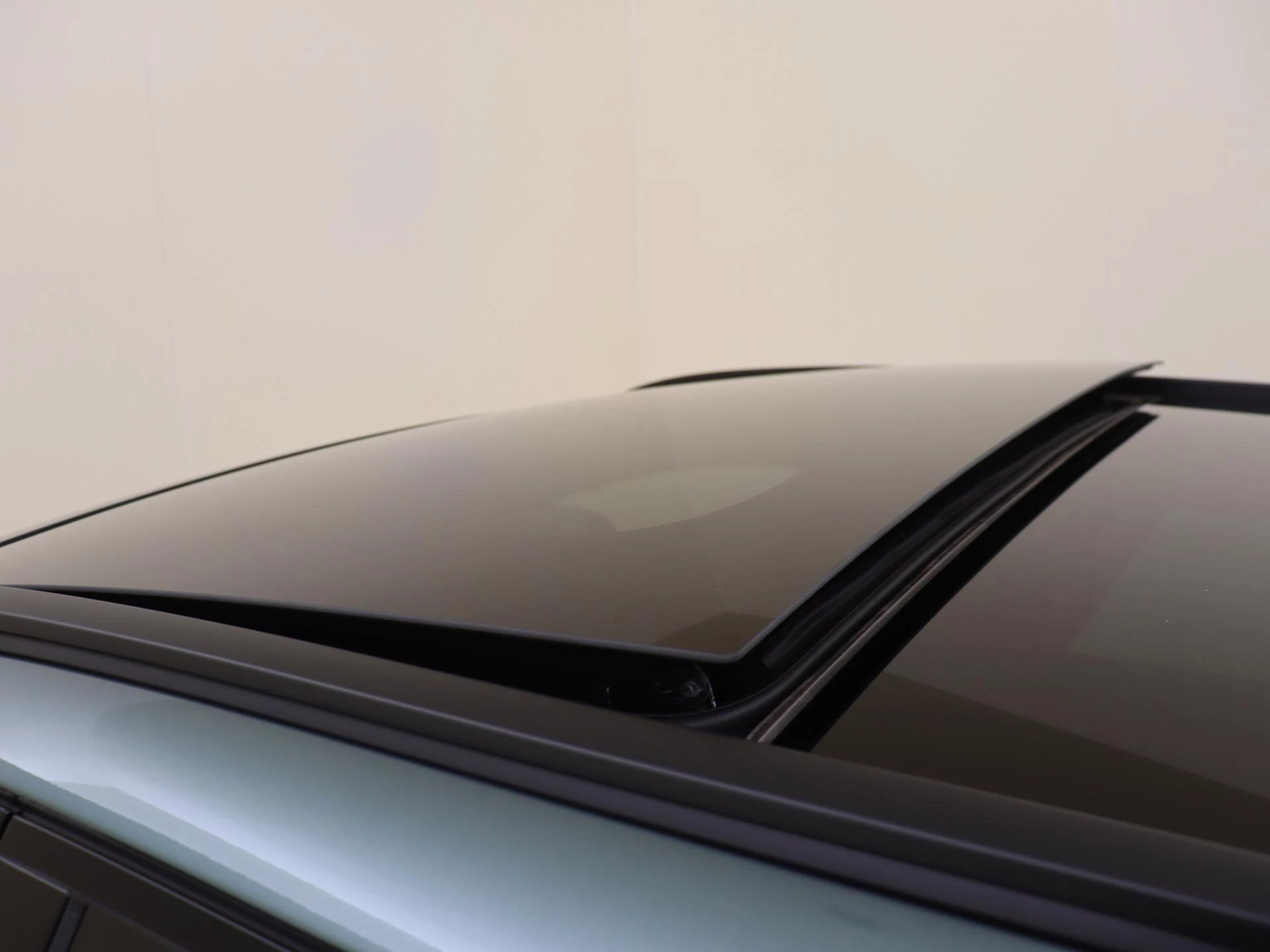 Mercedes-Benz-E-Klasse-image-27