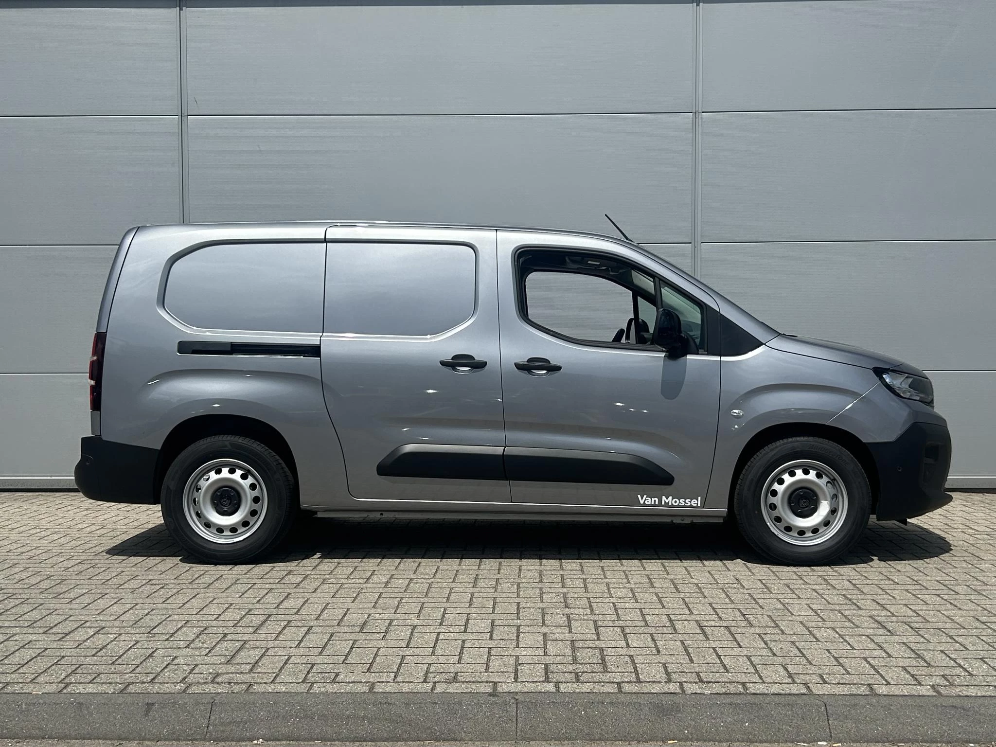 Peugeot e-Partner 136 L2 50 kWh