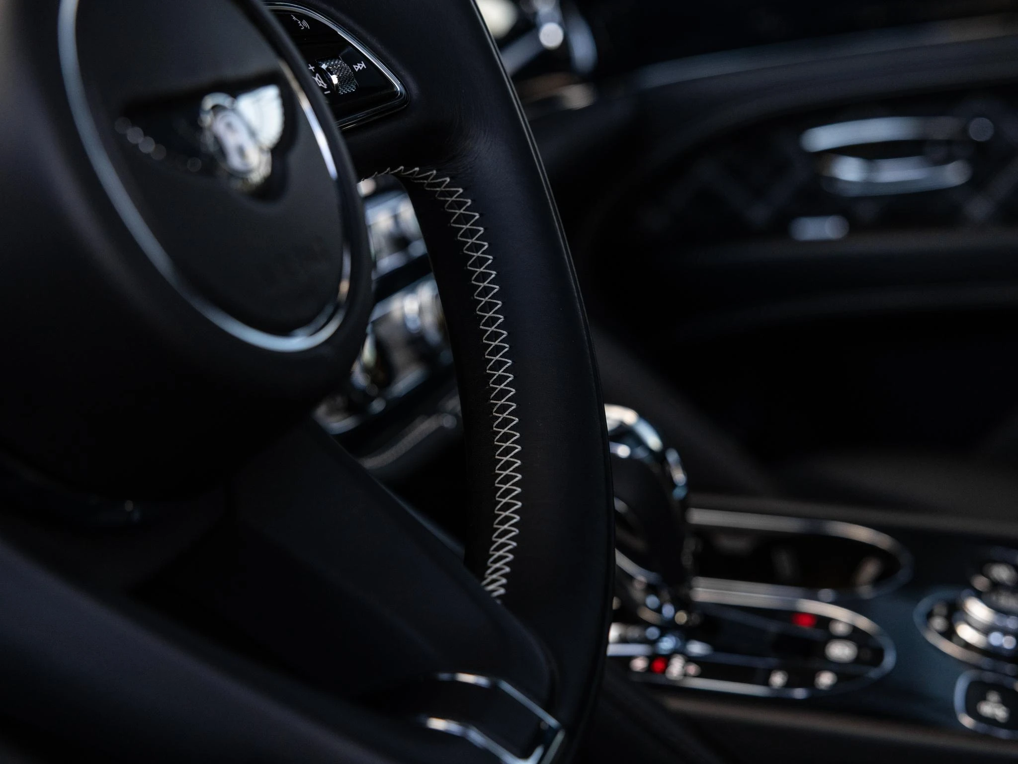 Bentley-Bentayga-image-45