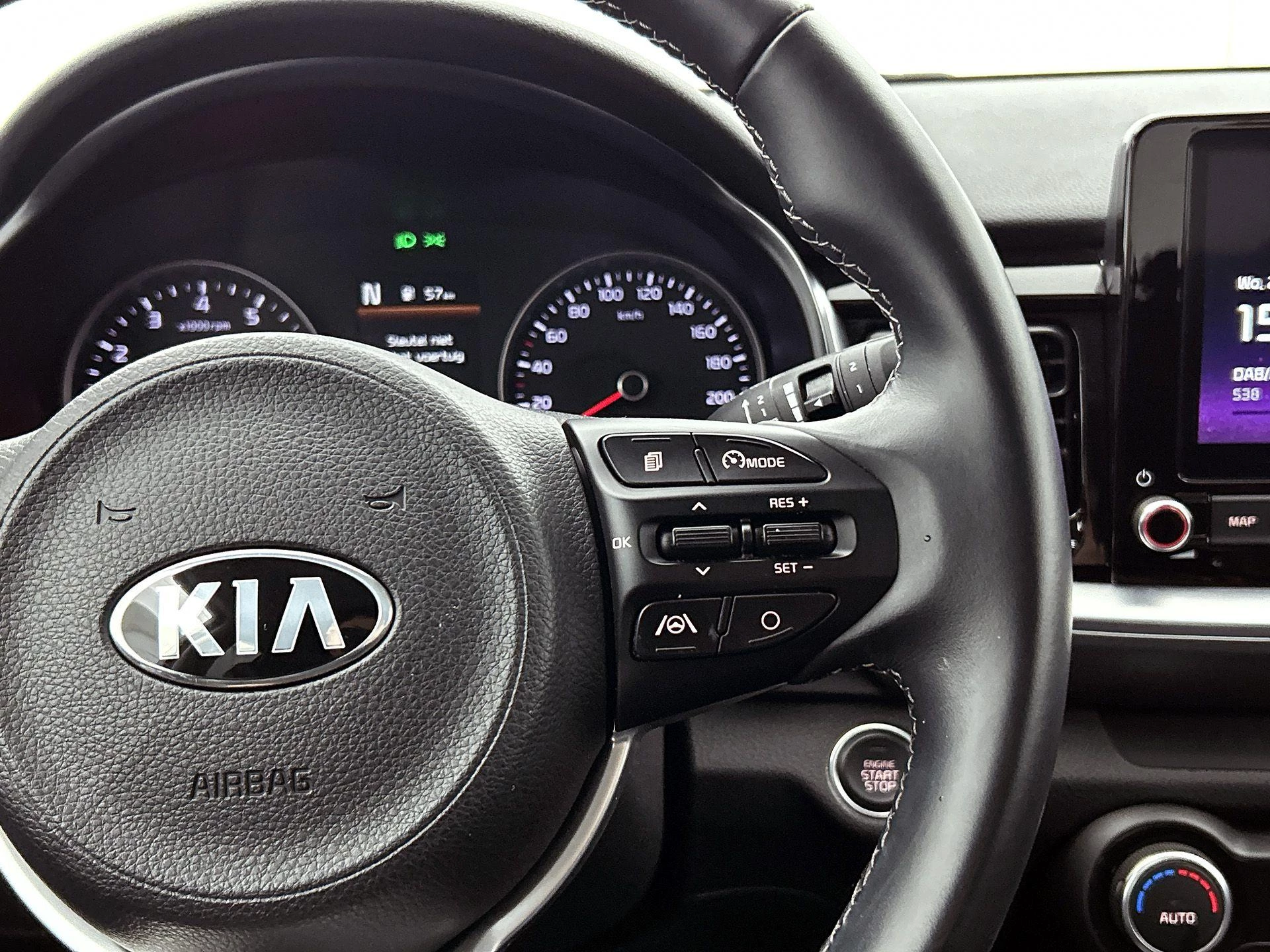 Kia-Stonic-image-6