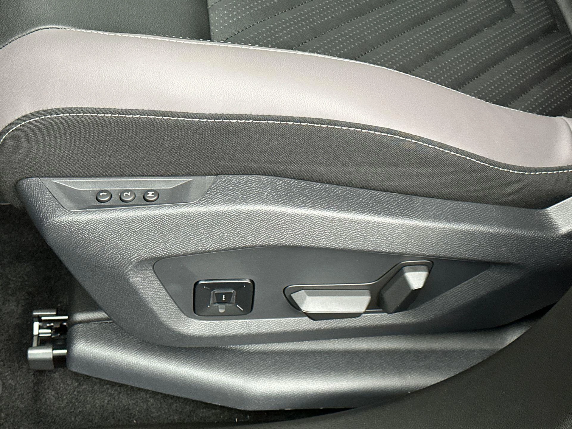 Jeep-Compass-image-22
