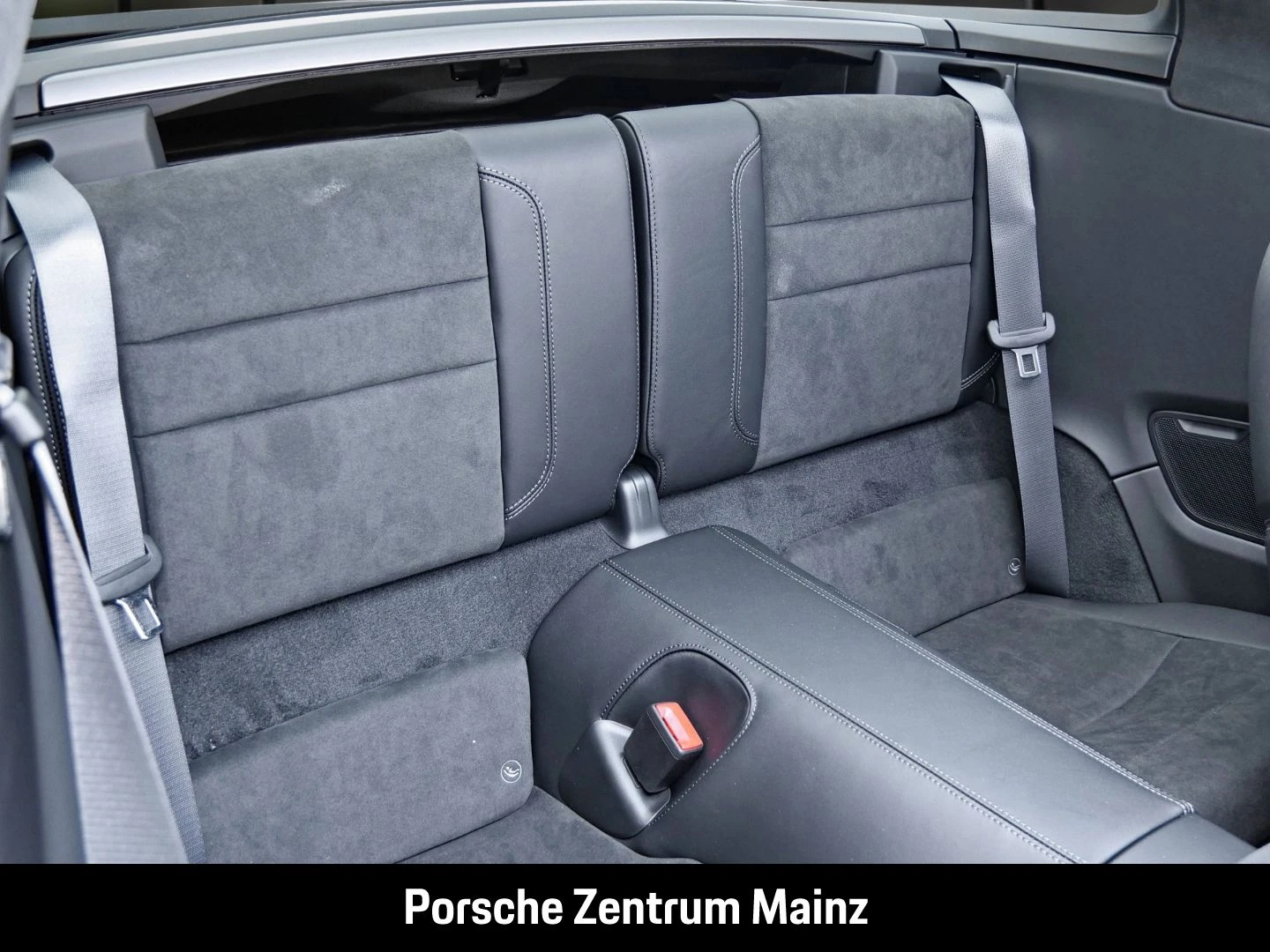 Porsche-911-image-4