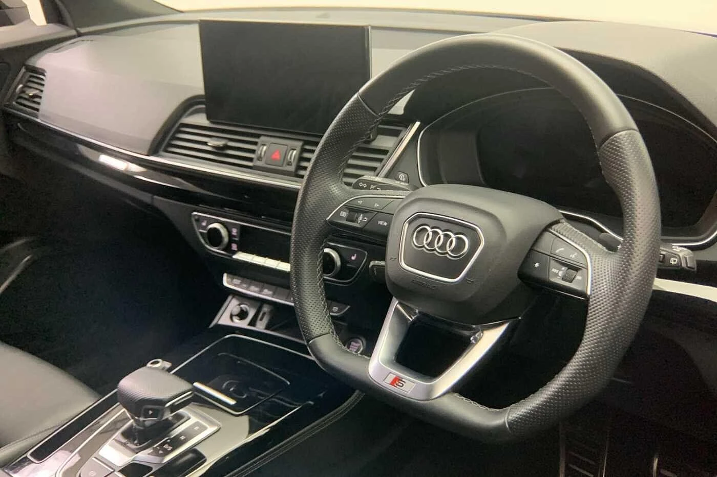 Audi-Q5-image-5