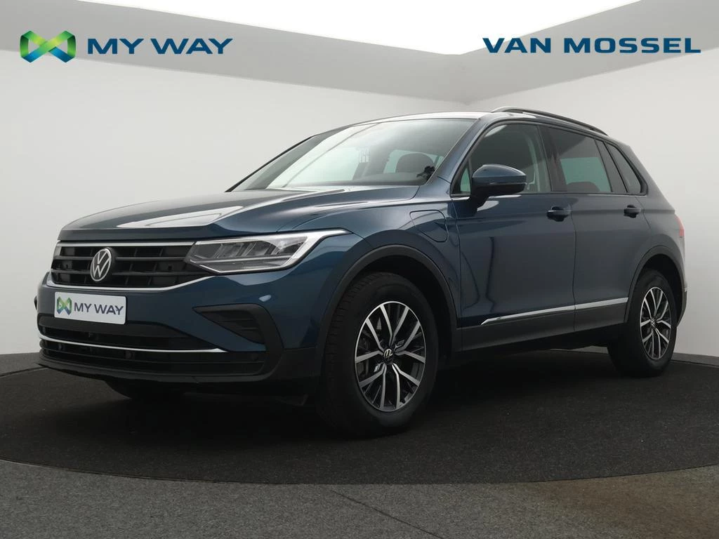 Volkswagen-Tiguan-image-0