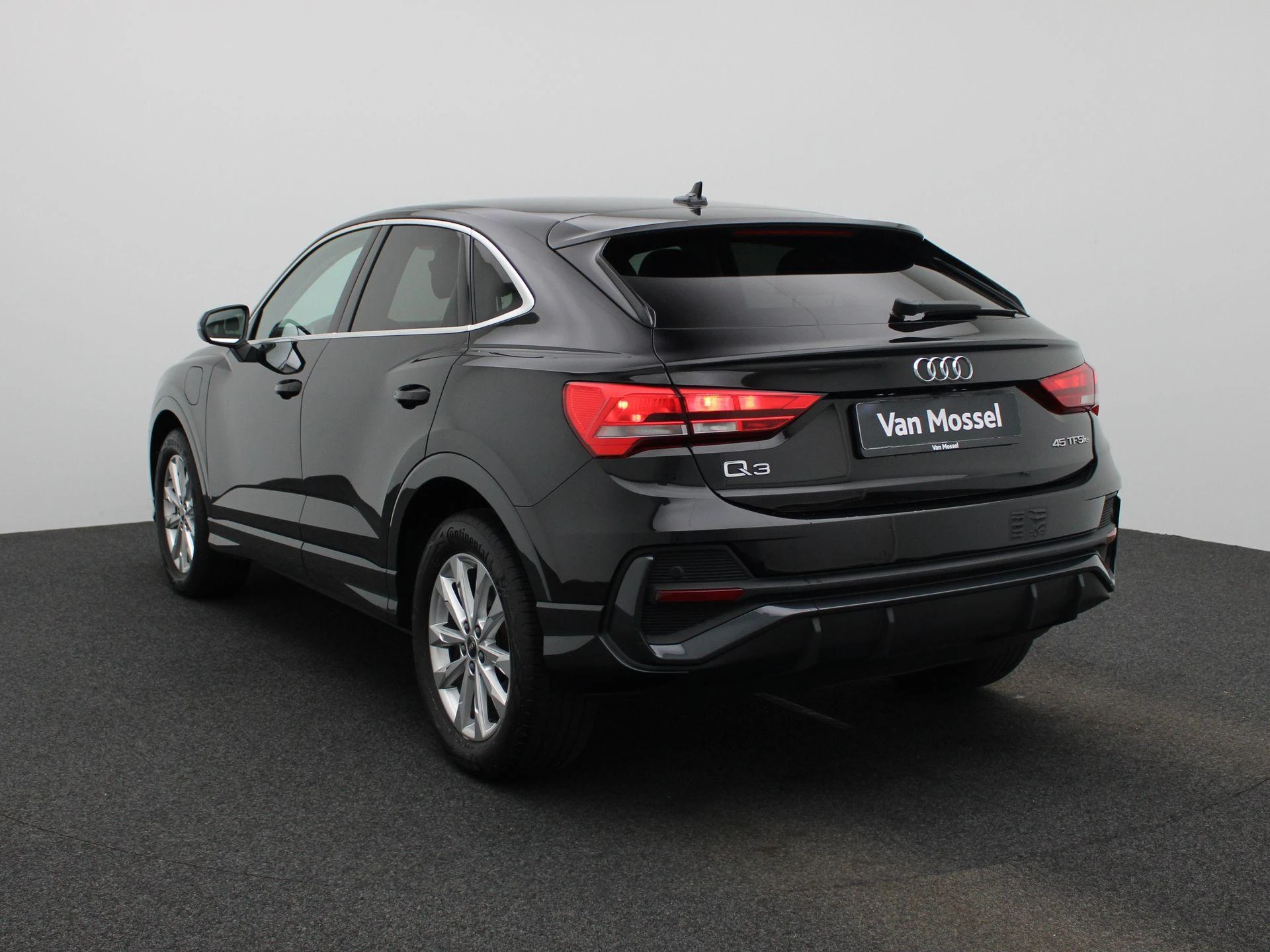 Audi-Q3-image-1