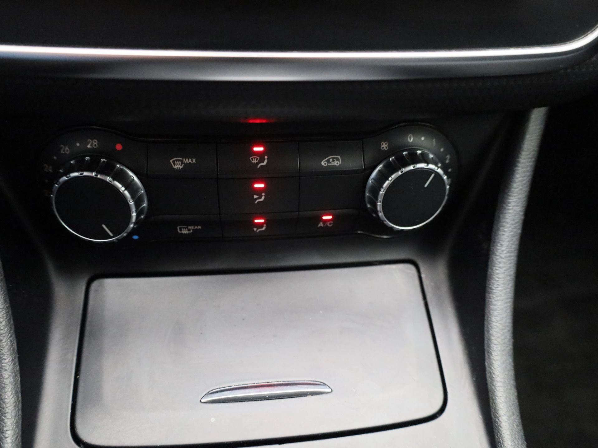 Mercedes-Benz-A-Klasse-image-22