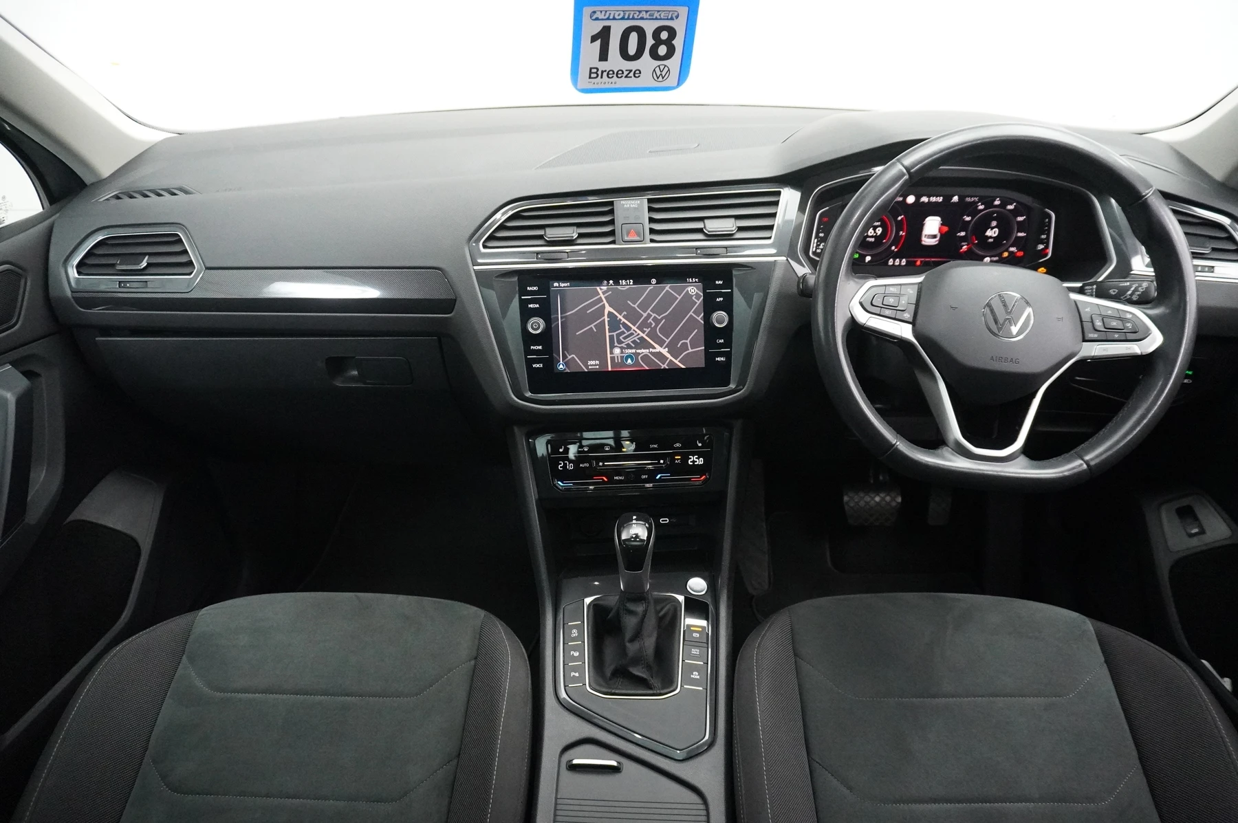 Volkswagen-Tiguan-image-9