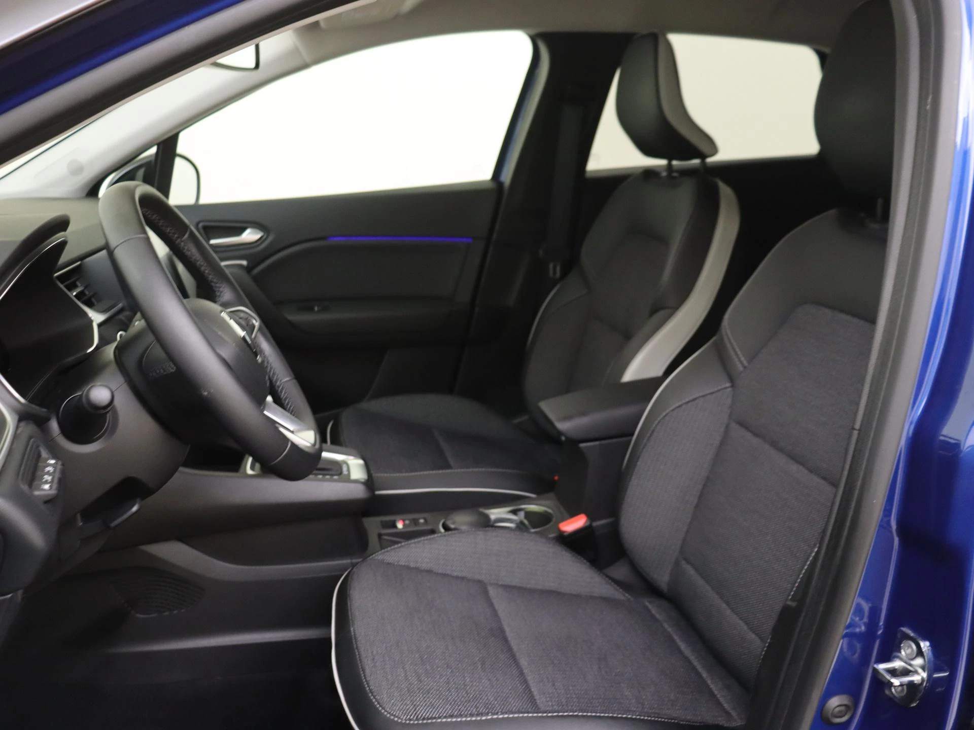 Renault-Captur-image-10