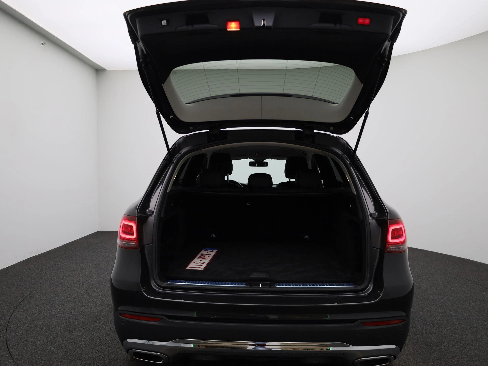 Mercedes-Benz-GLC-image-10