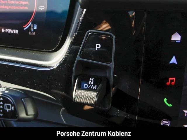 Porsche Cayenne E-Hybrid Black Edition black edition