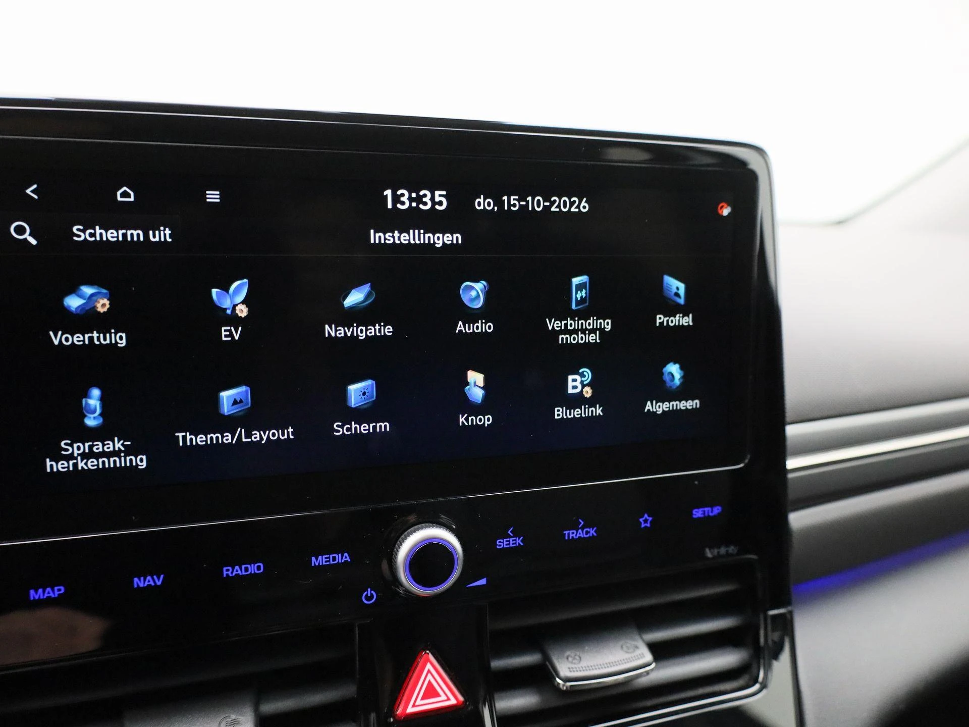 Hyundai-IONIQ-image-27