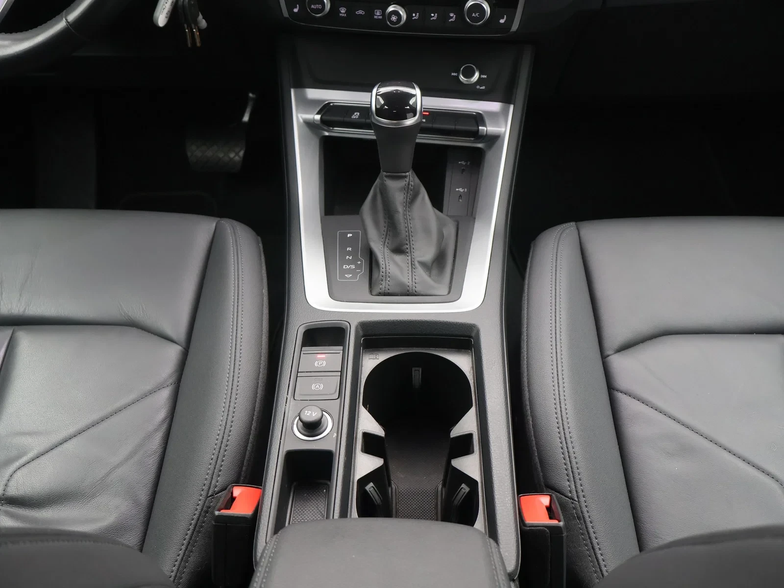 Audi-Q3-image-12