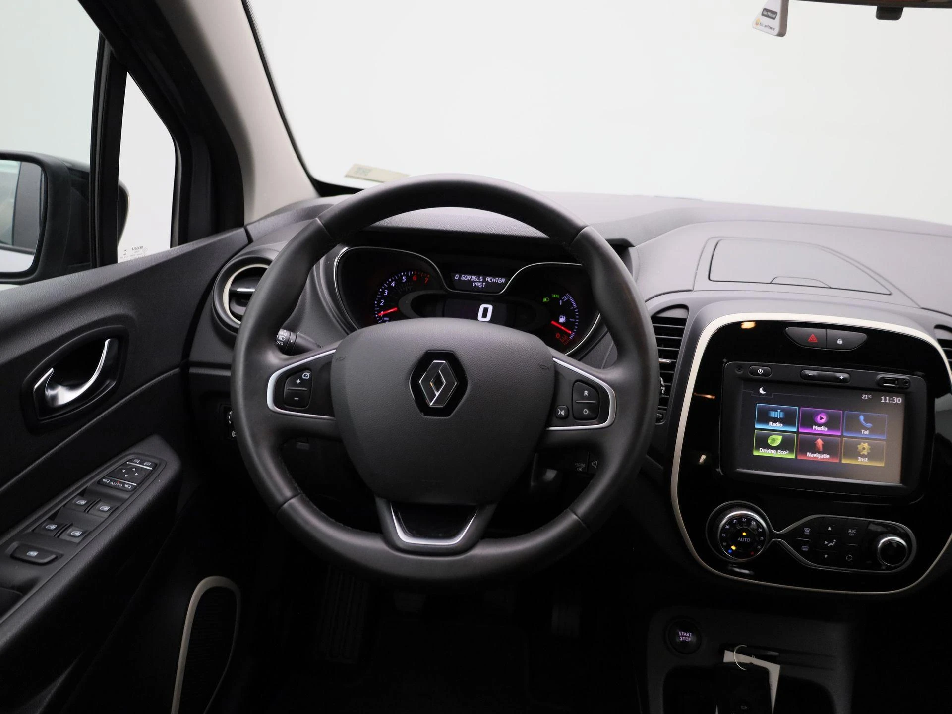 Renault-Captur-image-6