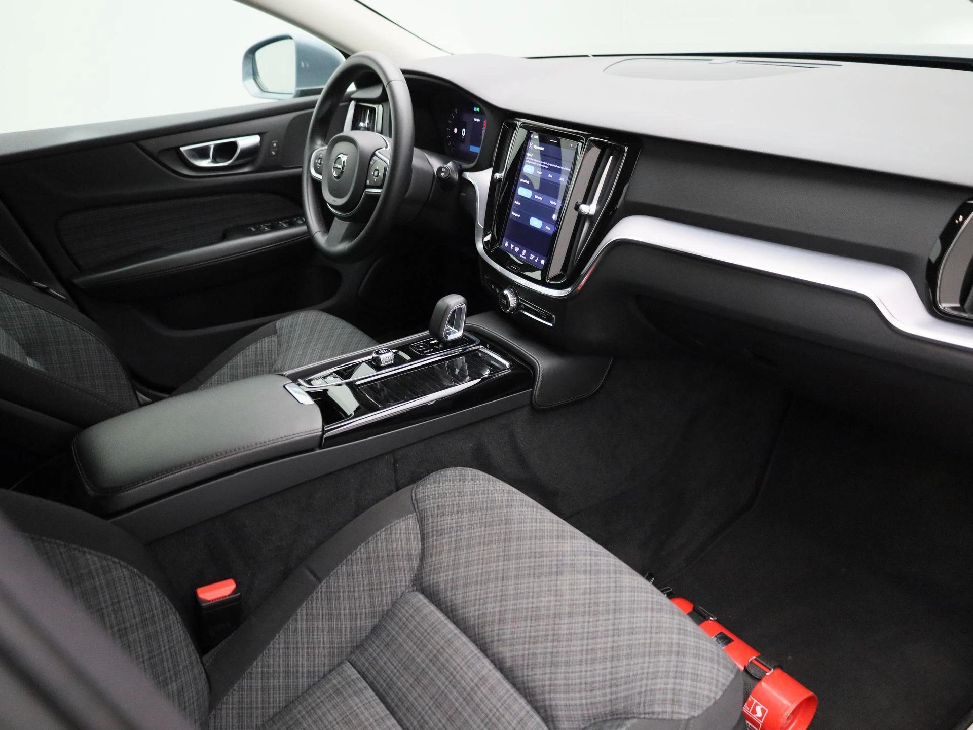 Volvo-V60-image-36