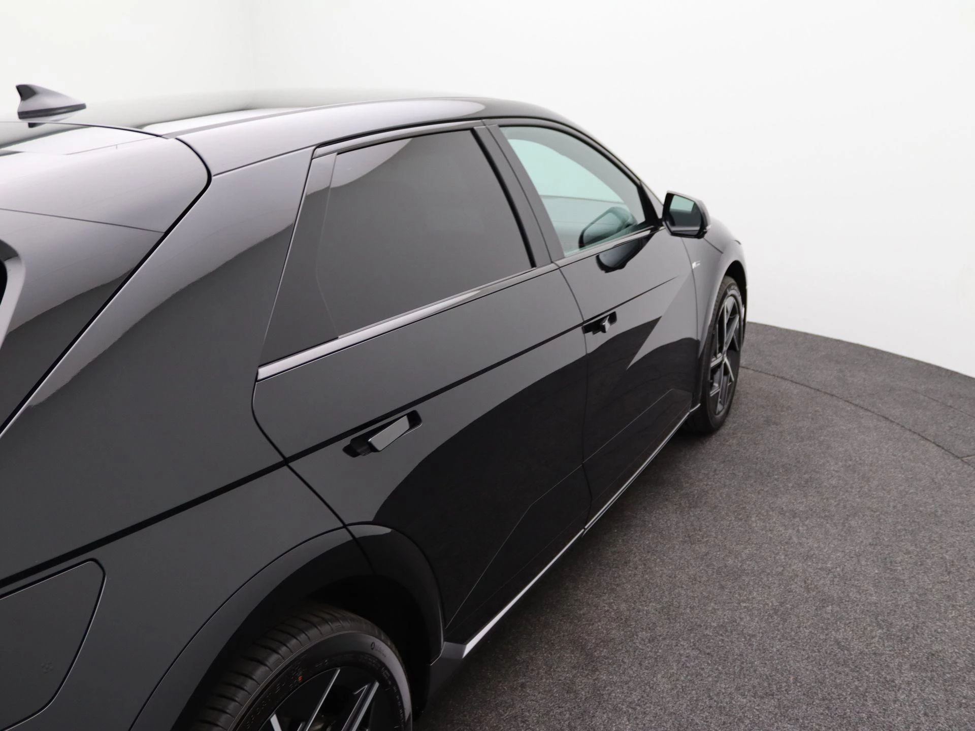 Hyundai-IONIQ 5-image-43