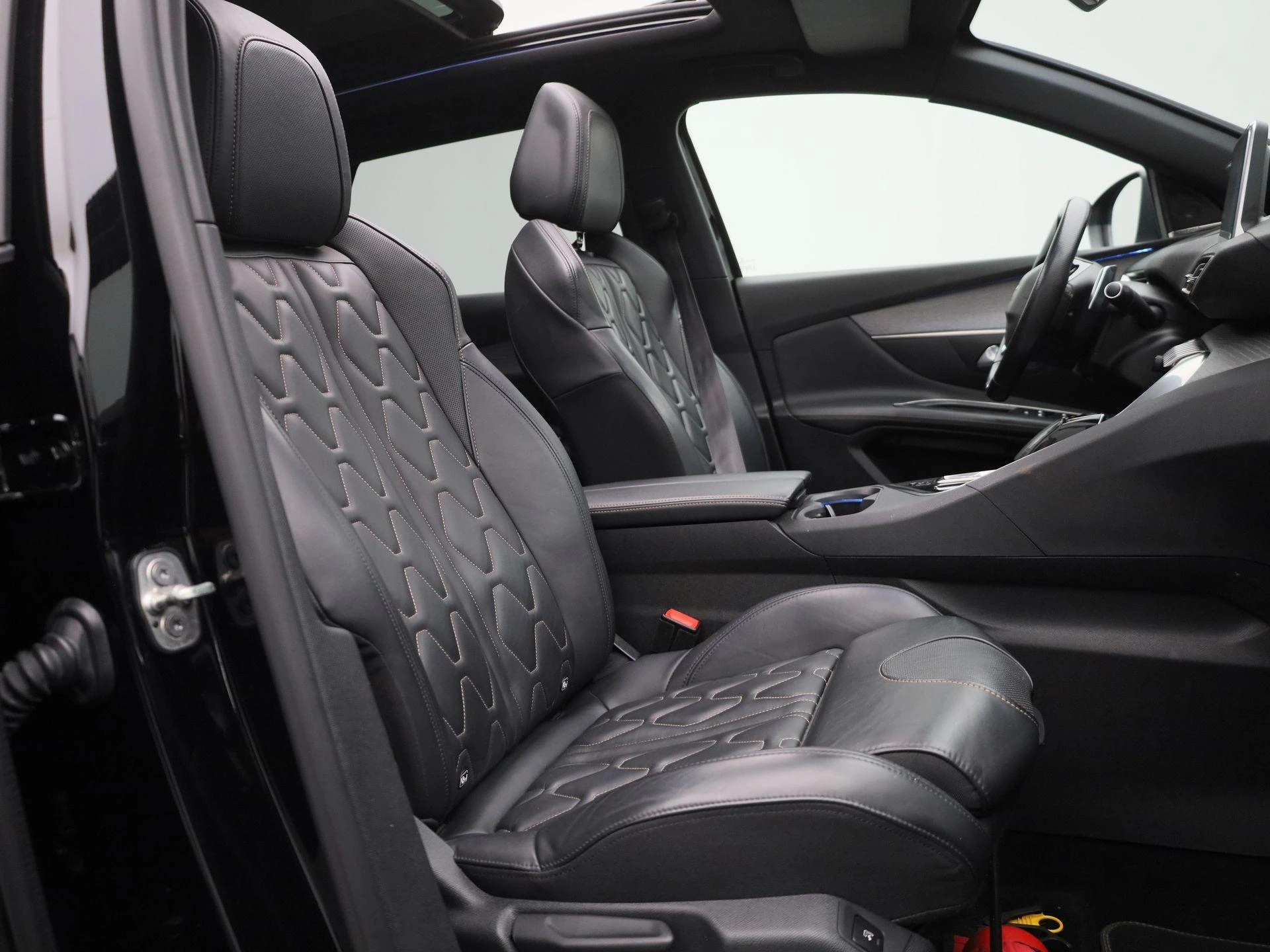 Peugeot-3008-image-38