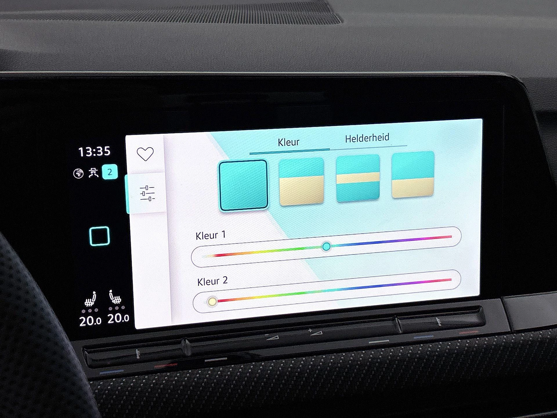 Volkswagen Golf 1.5 eTSI R-LINE