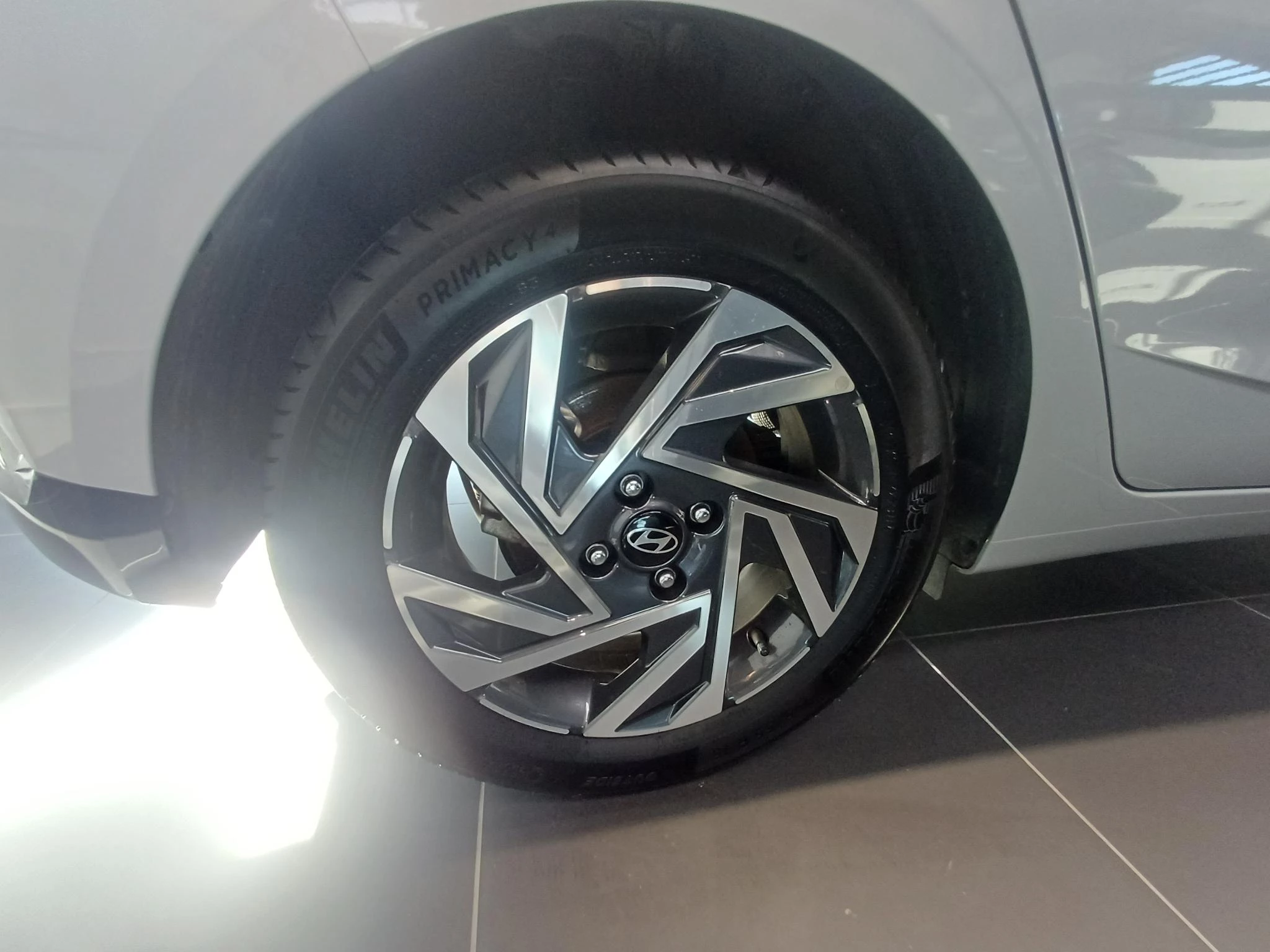 Hyundai i20 1.0 T-GDi 7-DCT 74kW Twist