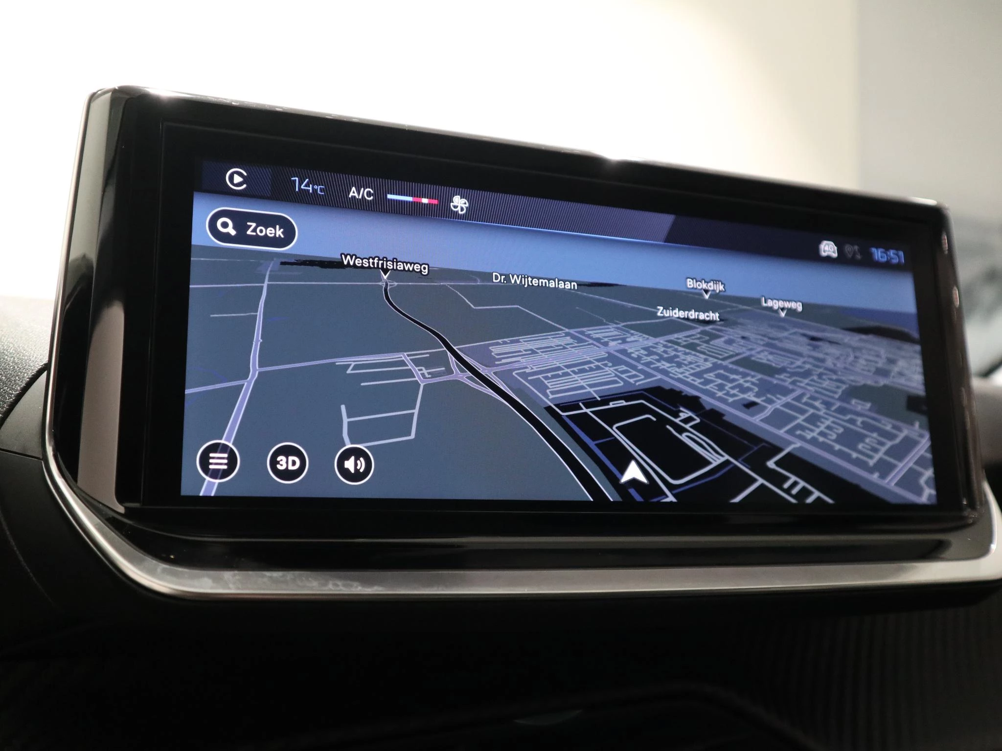 Peugeot-208-image-15