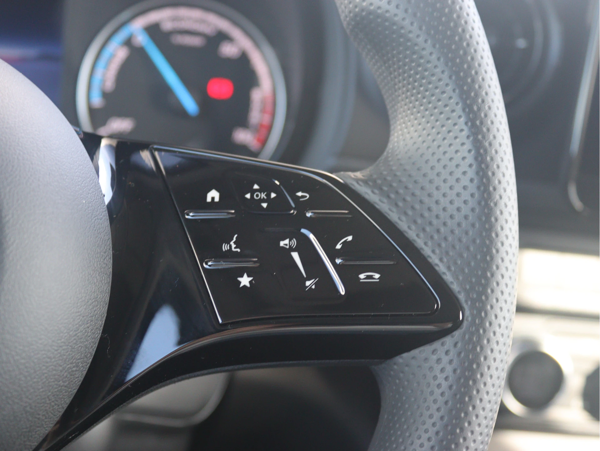 Mercedes-Benz-eCitan-image-7