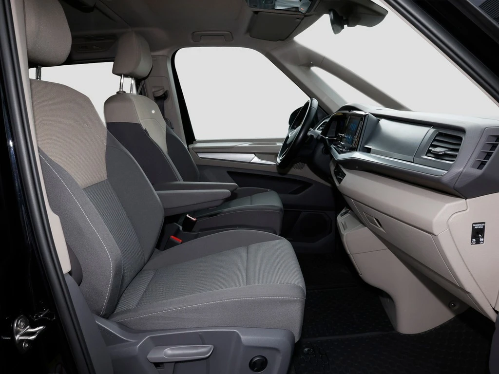Volkswagen-Multivan-image-10