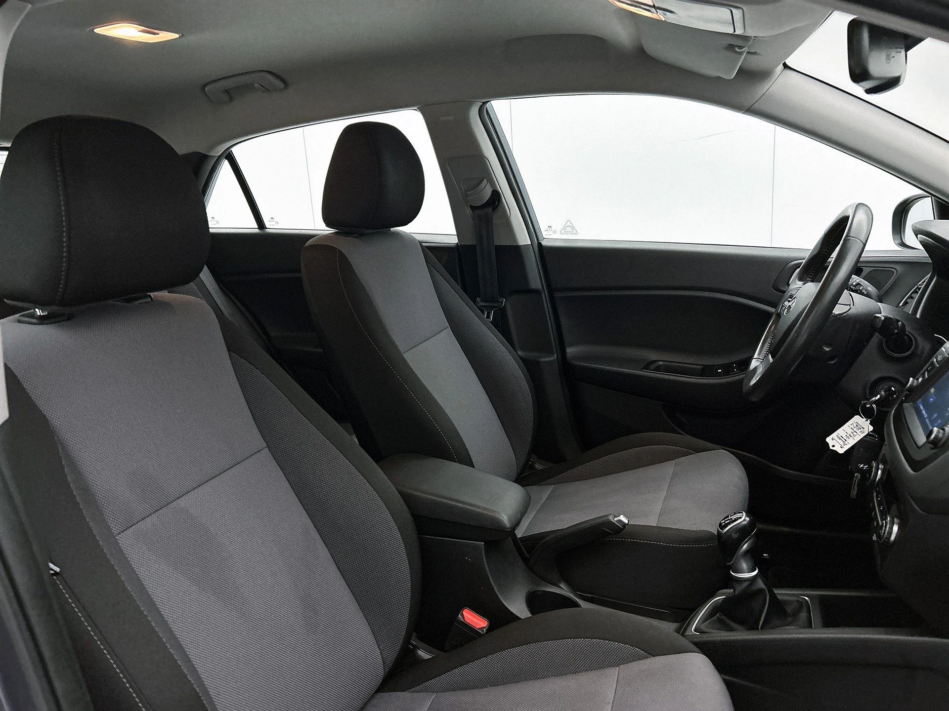 Hyundai-i20-image-31